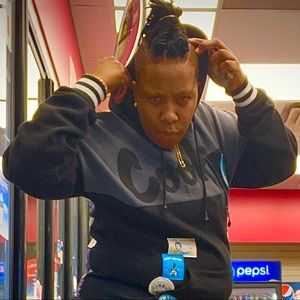 Meet your Posher, Latonya